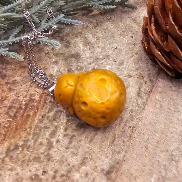 Nature Alashan Agate Cute Rabbit On Nut Pendant Necklace - Picture 6 of 10